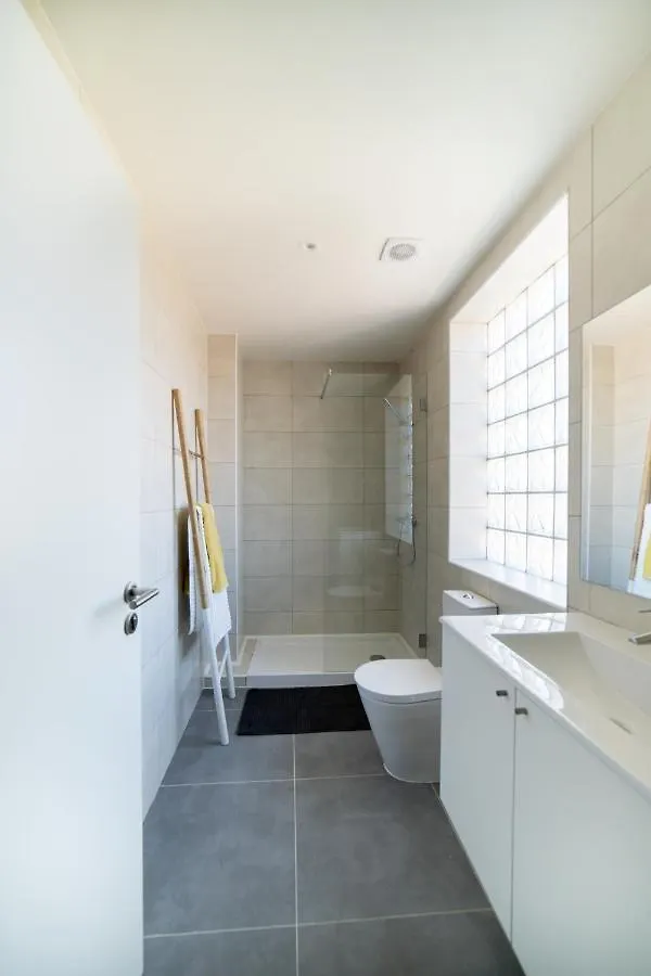 Monsanto Hill House - No. 565 R/C E Apartment Lisbon